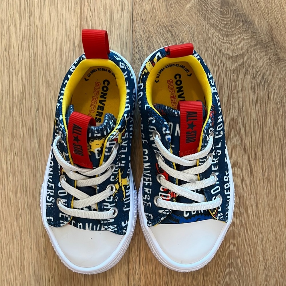 Converse Superplay low top navy sneakers size 9